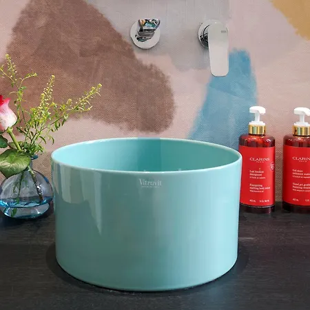 Elysium Boutique - *