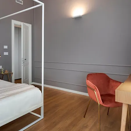 Elysium Boutique - *