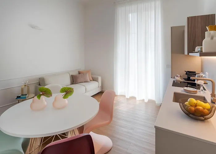 Elysium Boutique - * 卡塔尼亚