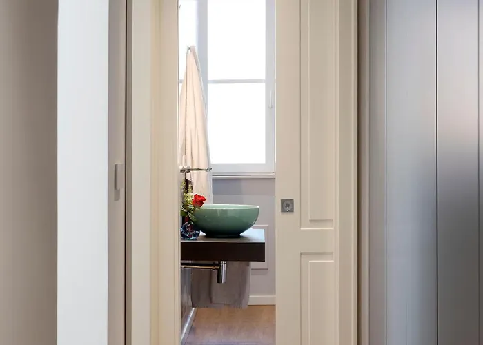 Elysium Boutique - * 卡塔尼亚