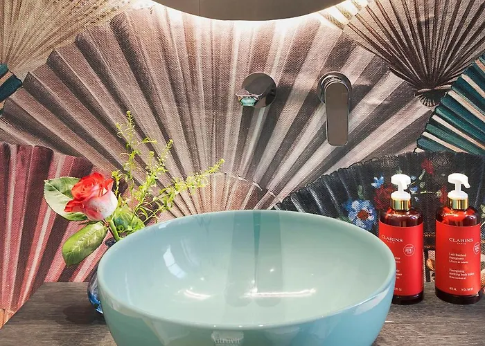 Elysium Boutique - * 卡塔尼亚