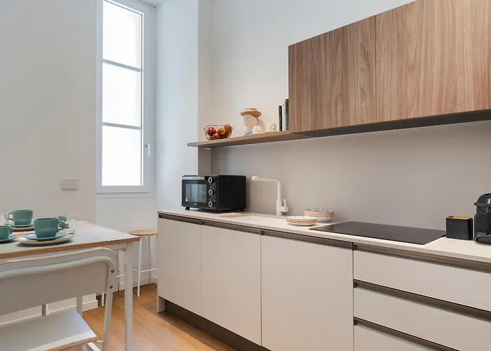 Elysium Boutique - * 卡塔尼亚